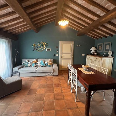 I Capricci Di Merion - Resort & Spa Tuoro sul Trasimeno Exteriör bild