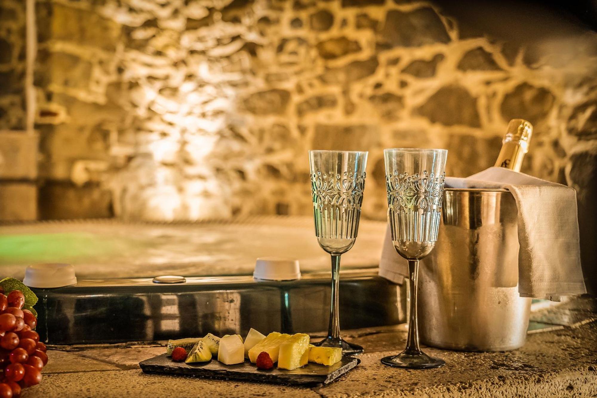 I Capricci Di Merion - Resort & Spa Tuoro sul Trasimeno Exteriör bild