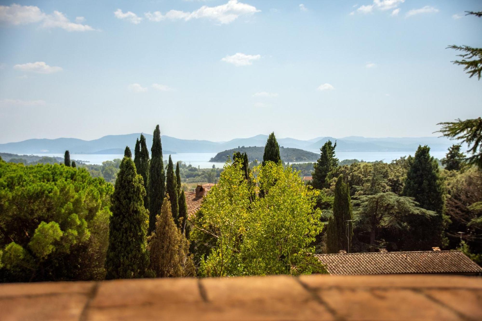 I Capricci Di Merion - Resort & Spa Tuoro sul Trasimeno Exteriör bild